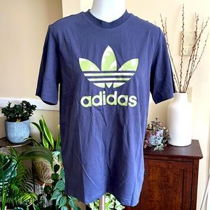 💙💚adidas Originals Tees with logos for Kids-L-Shadow Navy- NWT